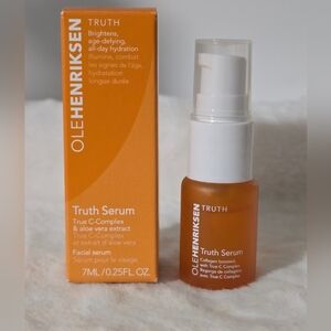 Ole Henriksen Truth Serum Collagen Booster C Complex Facial Serum